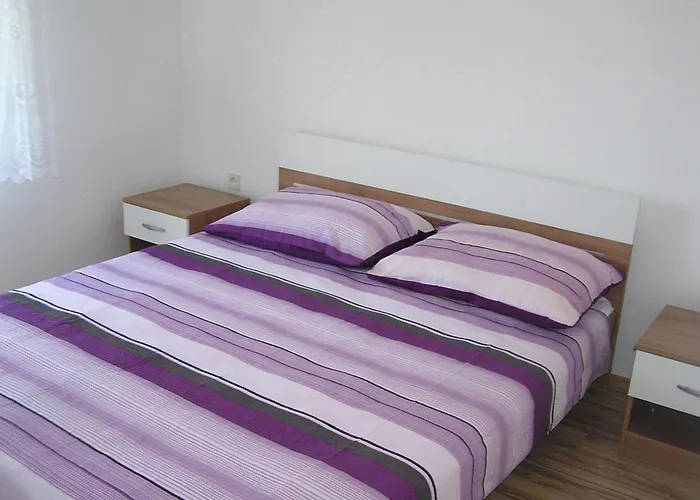 Zwei-zimmer-wohnung Radosav By Interhome Apartmán *
