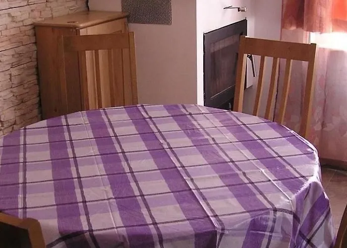 Apartmán Zwei-zimmer-wohnung Radosav By Interhome