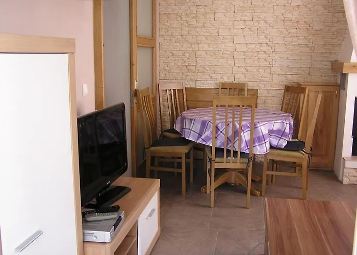 Zwei-zimmer-wohnung Radosav By Interhome